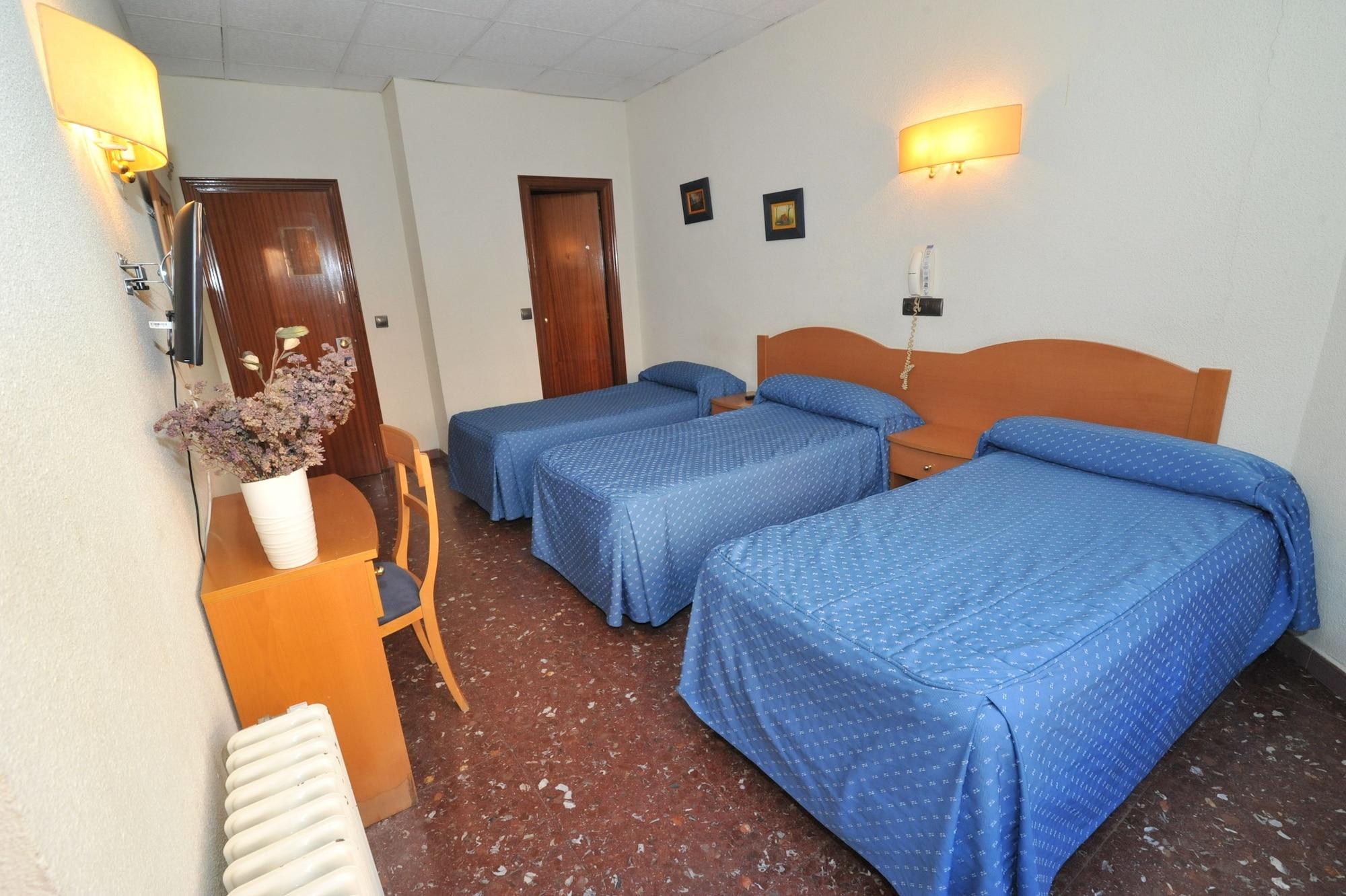 Hostal Goyma I San Fernando de Henares Kültér fotó