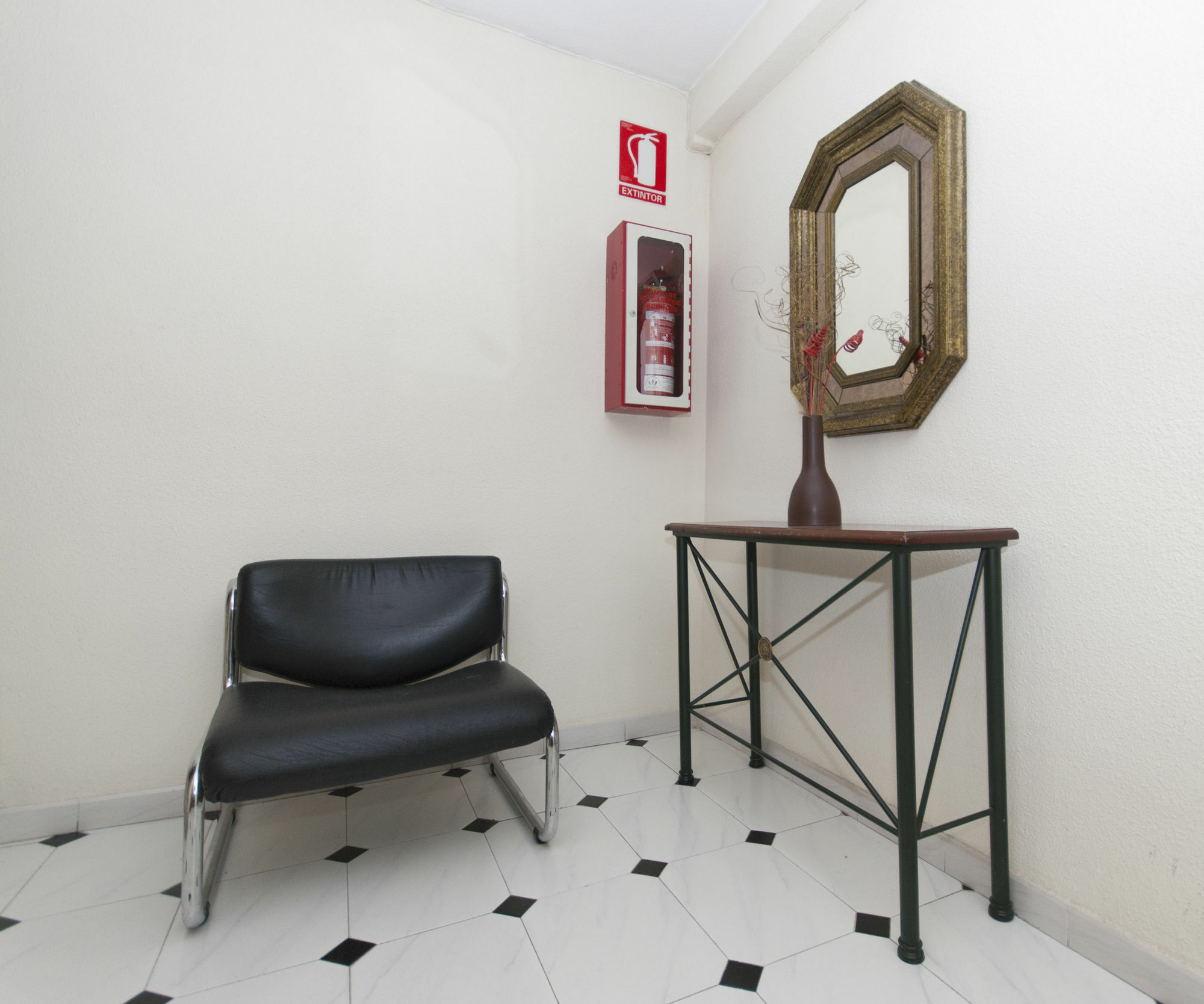 Hostal Goyma I San Fernando de Henares Kültér fotó