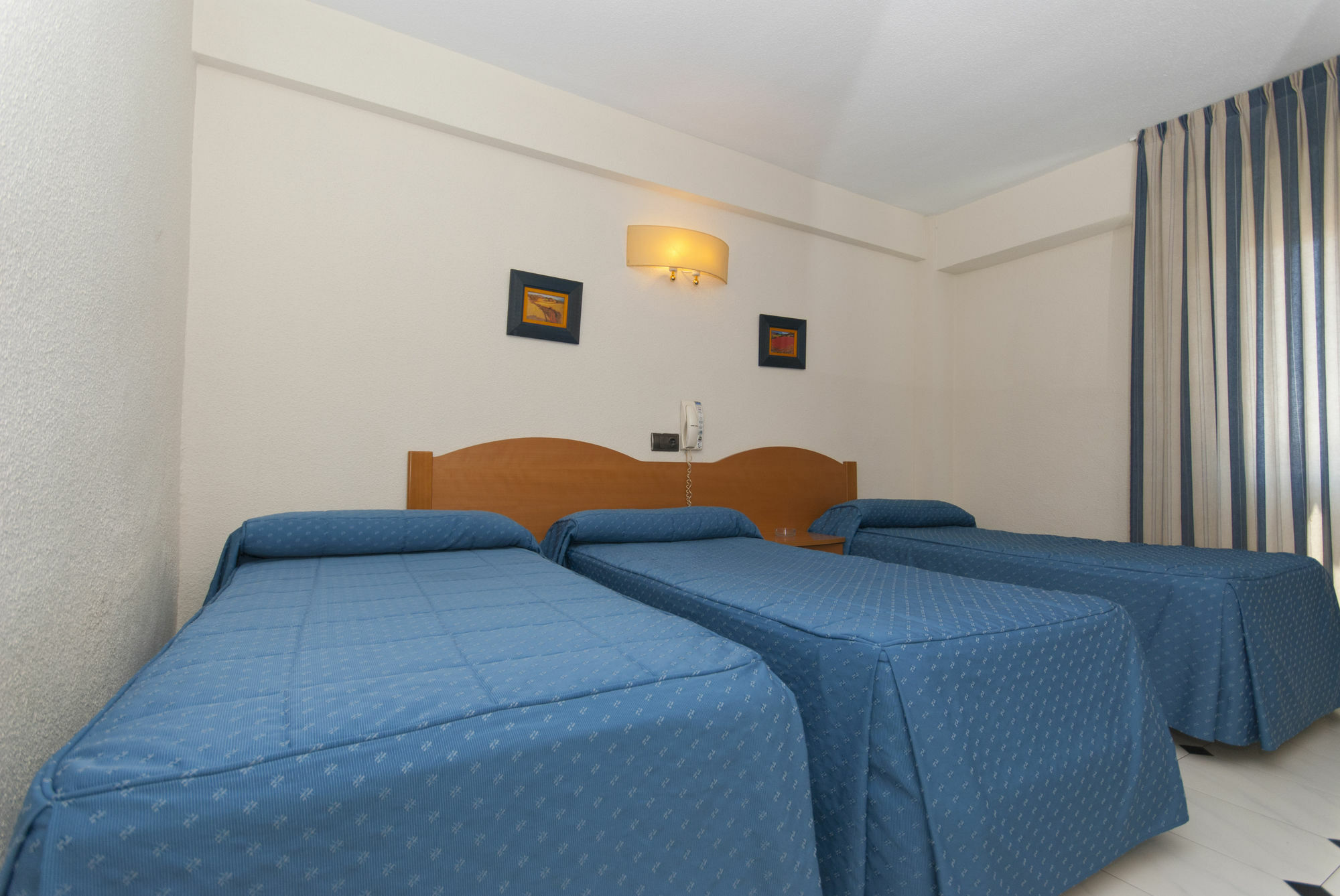 Hostal Goyma I San Fernando de Henares Kültér fotó
